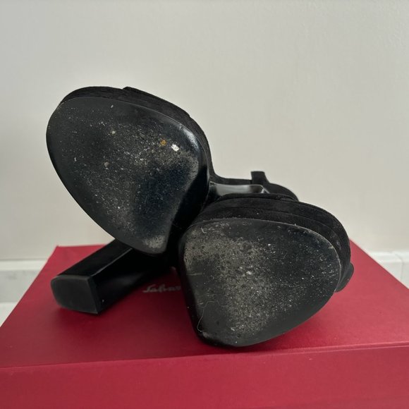 Ferragamo Suede Platform Sandals Size 9 - Picture 5 of 5